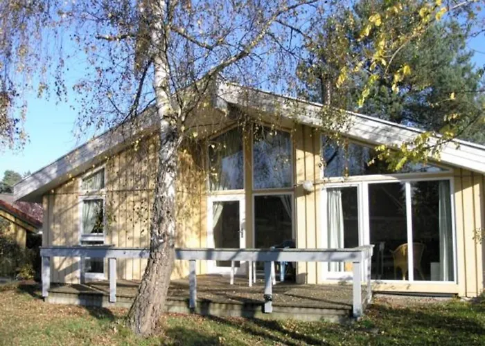 Mit Sauna Im Mirow בית נופש *